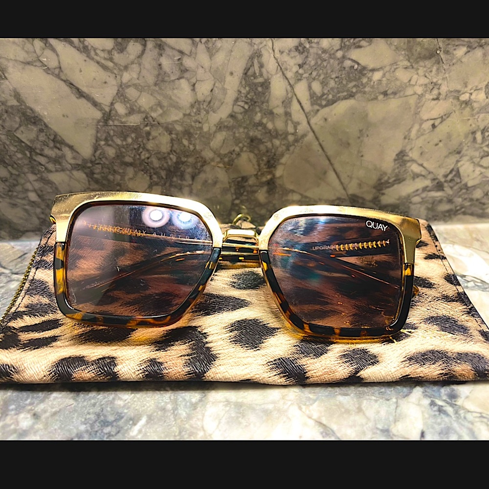 Quay jaclyn hill sunnies!